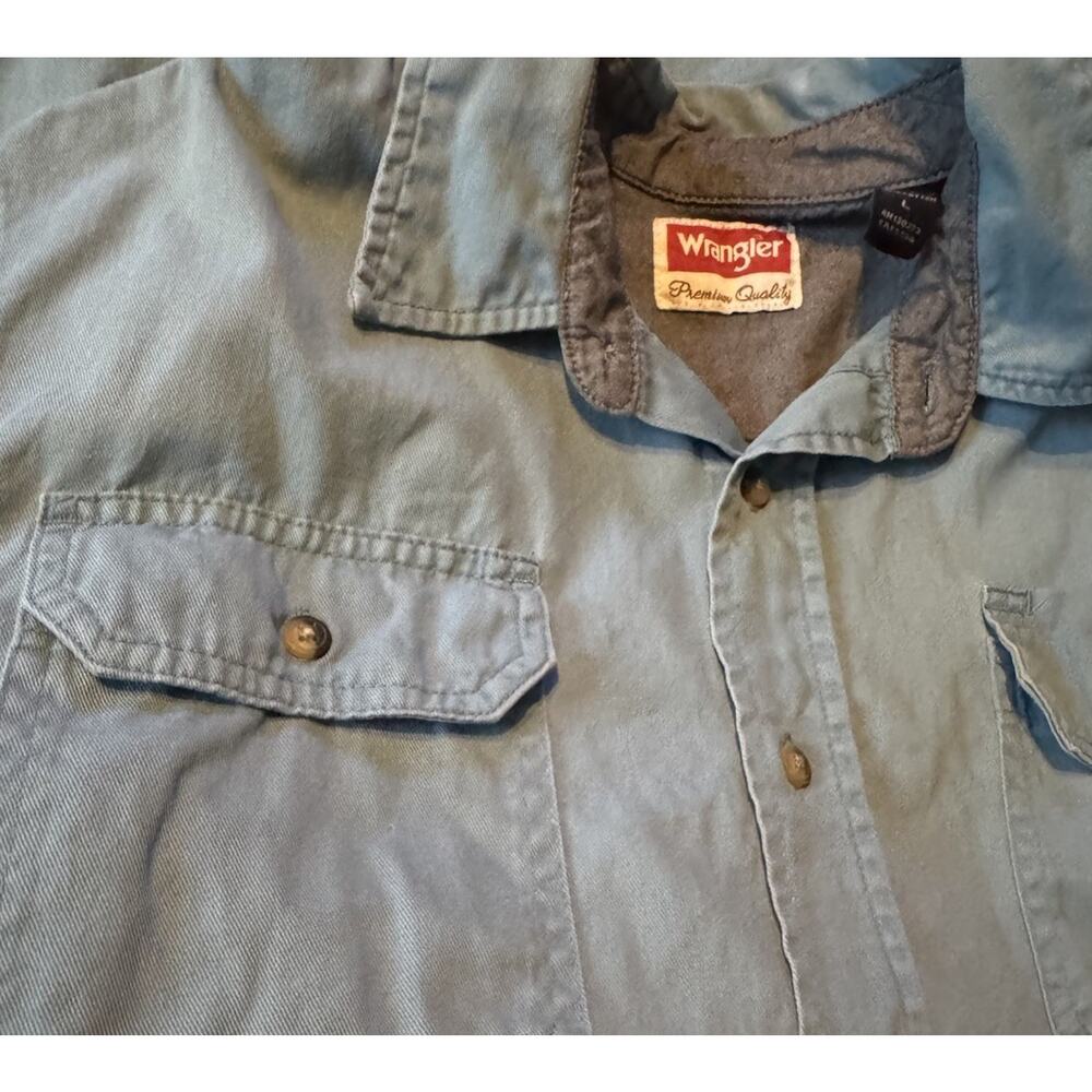 Wrangler Premium Quality Men’s L Short Sleeve Button Up Shirt Blue Pockets Ranch